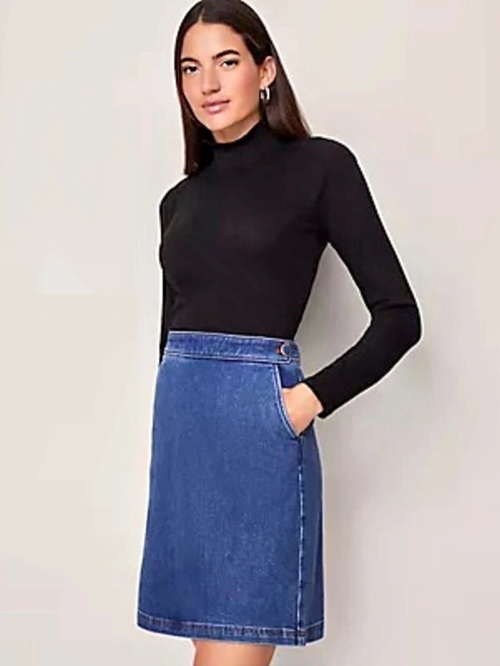 Ann Taylor Denim Mini Skirt in Blue Size 6 NWT